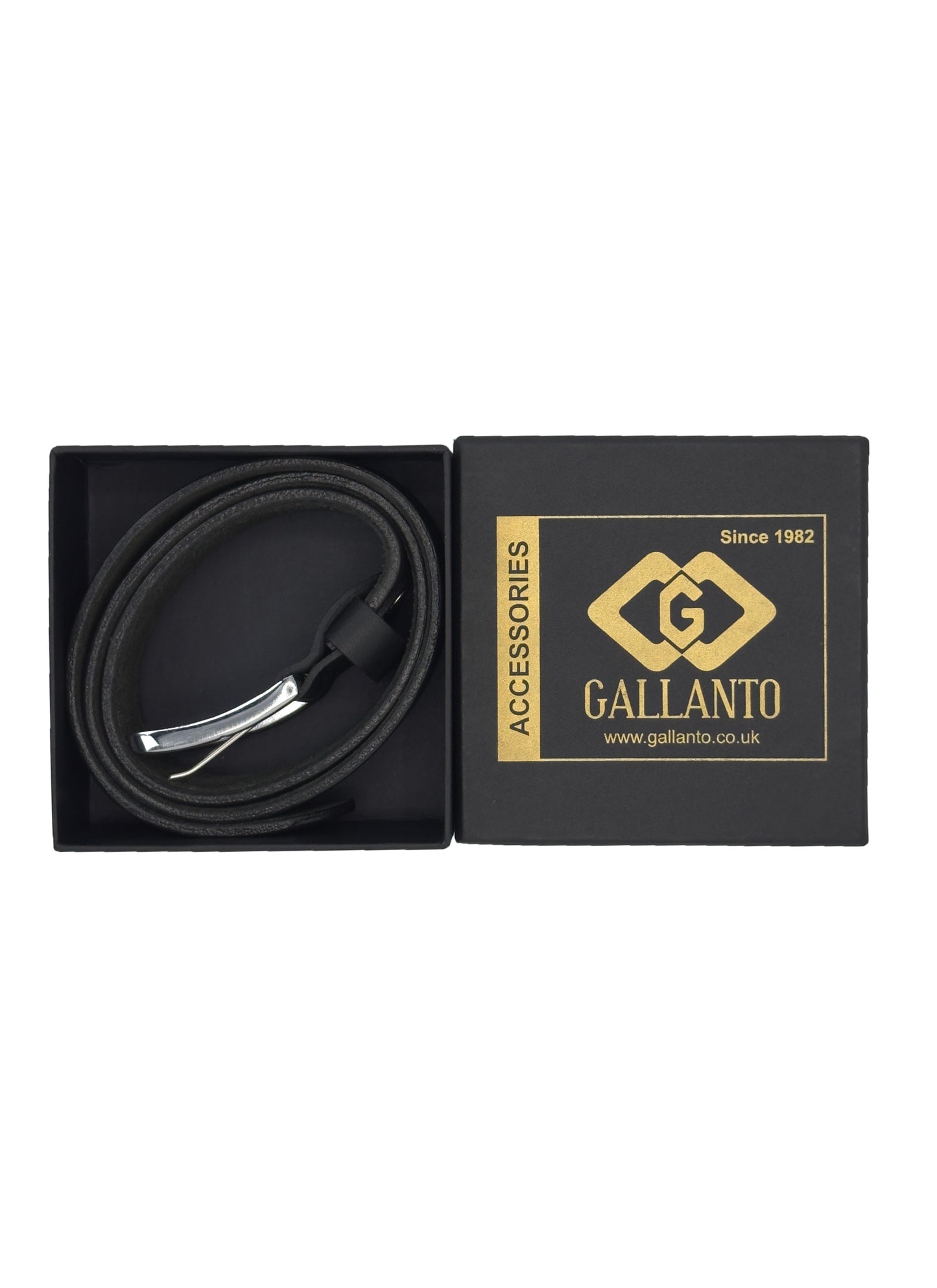 a classic plain leather belt for men-everyday style and comfort