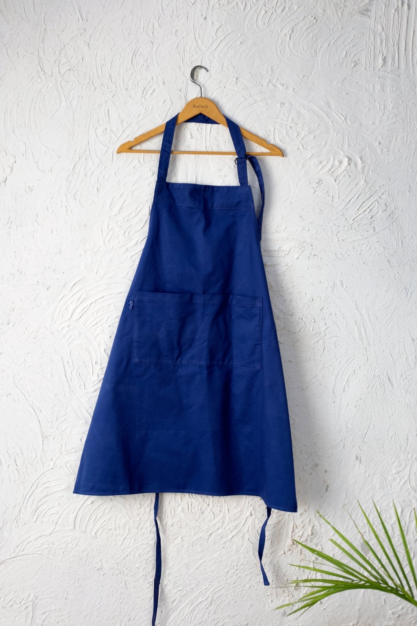 unisex heavy - duty cotton twill apron – adjustable fit with large front pocket - 