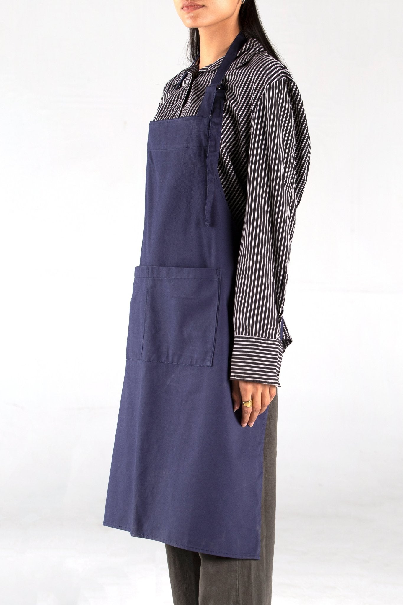 unisex heavy - duty cotton twill apron – adjustable fit with large front pocket - 